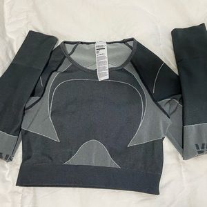 Good condition! Wore two times and ready to clean out my closet. Runs like a s/m